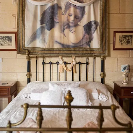 別荘 3 Bedroom With Private Pool Għajn Melel