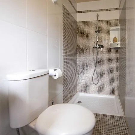 Сasa de vacaciones 3 Bedroom With Private Pool Ghajn Melel