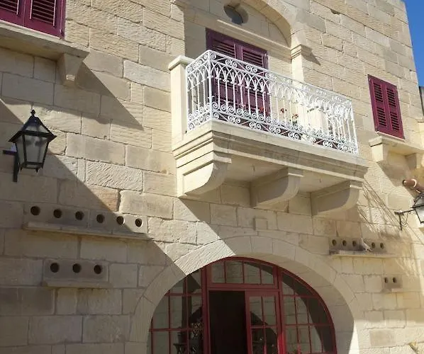 Vakantiehuis 3 Bedroom With Private Pool Ghajn Melel